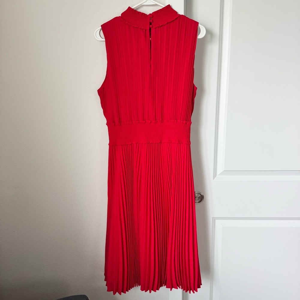 Nanette Lepore Red Smocked Pleated Dress Size 12 Mock Neck Evening Wedding - Picture 9 of 16